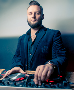 заказать диджея Днепр